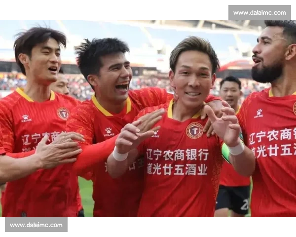 辽宁铁人 1-1 南京城市：邦本造点 + 中柱憾平，VAR 扼杀绝杀留争议